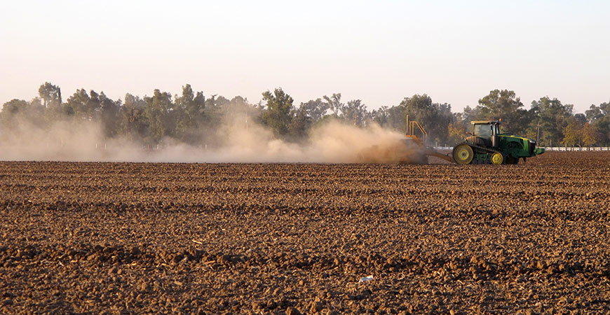 A new Regional Climate Change Assessment by a team of UC Merced and affiliated researchers illustrates problems and possible solutions facing California’s biomes and communities. 